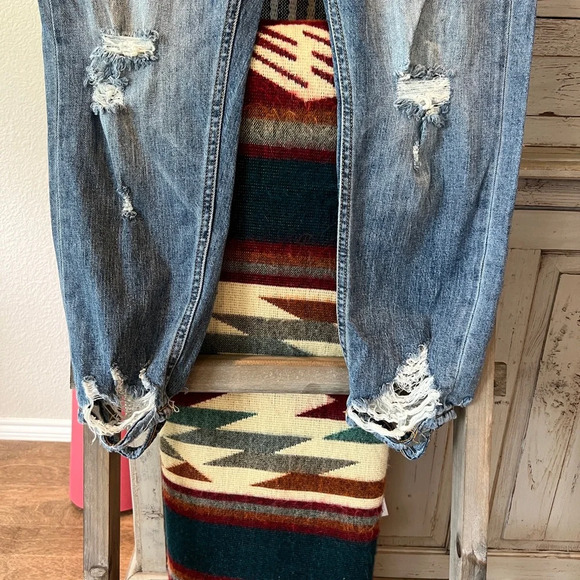 Anthropologie Pilcro women’s the Heritage boyfriend jeans size 28P - Picture 3 of 13